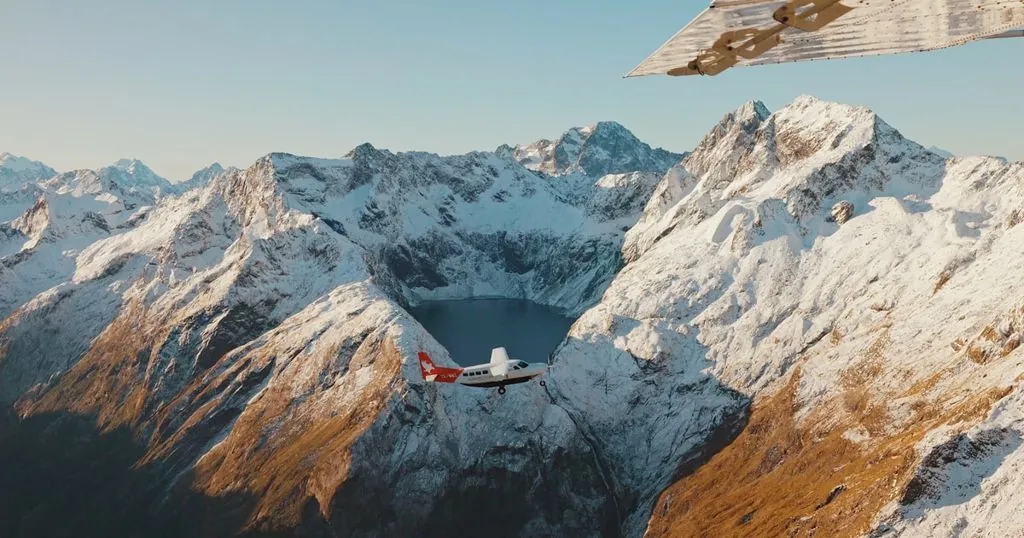 Milford Sound Flight & Cruise from Queenstown